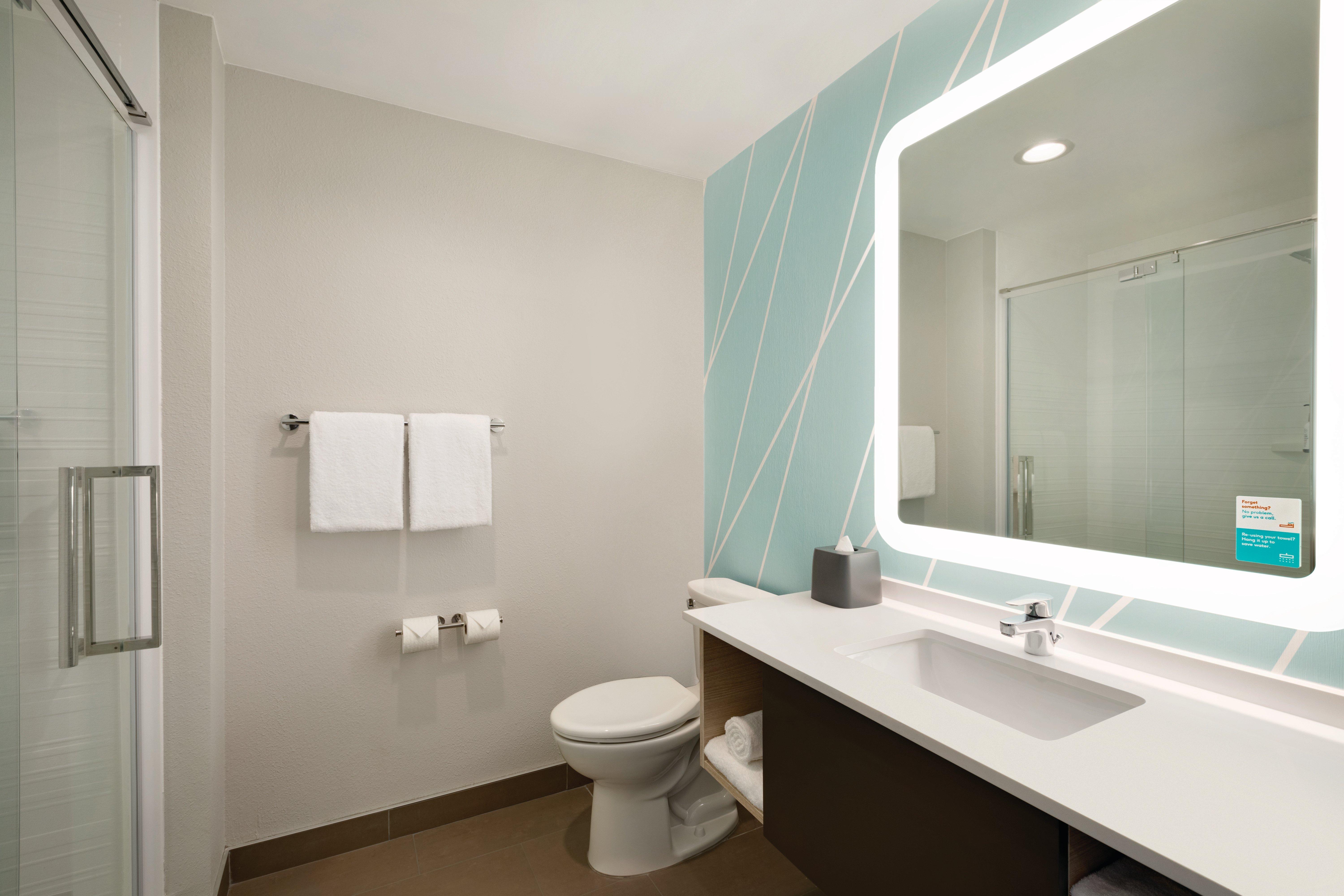 Avid Hotel - Hays By Ihg Exterior photo